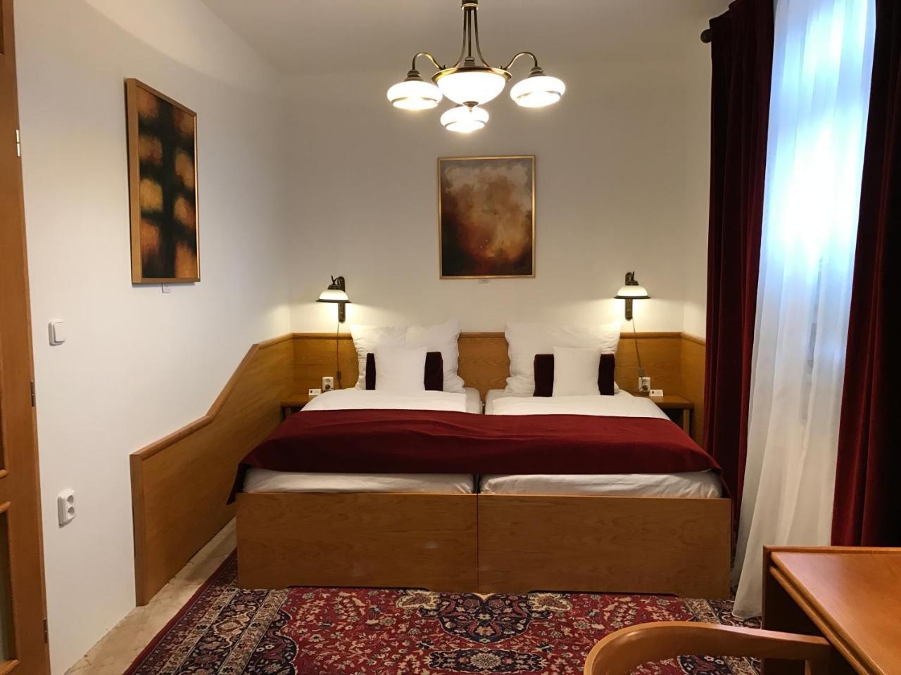 Antik Hotel Sofia Litomyšl Esterno foto
